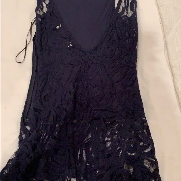 Top - Picture 2 of 3